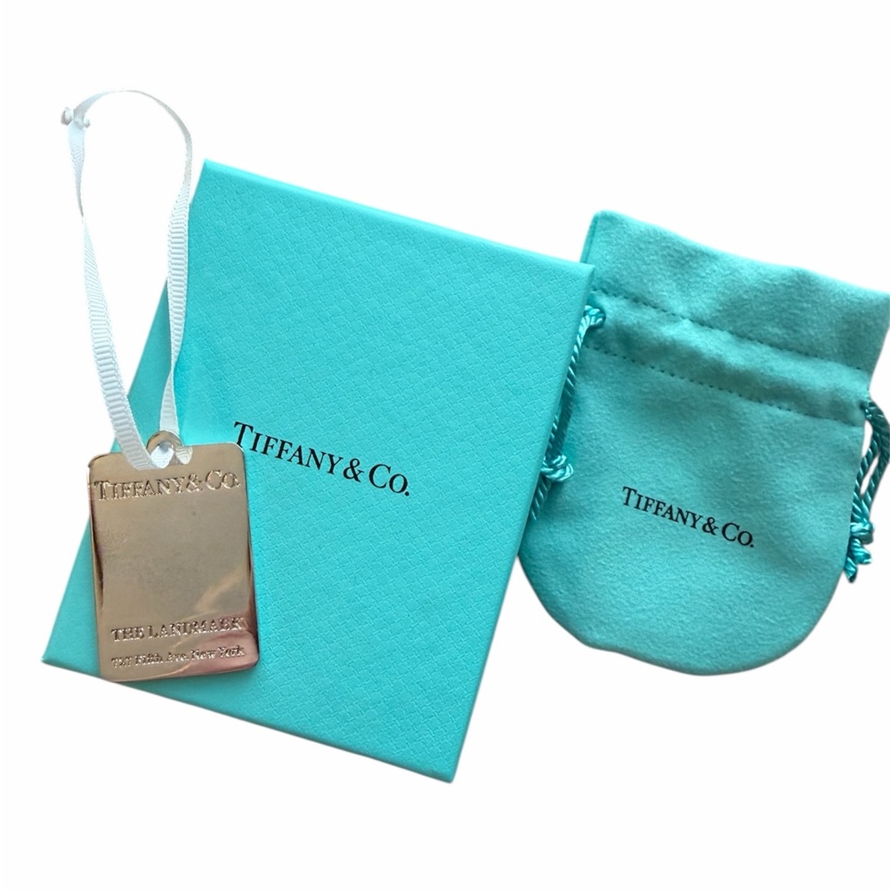 Tiffany & Co. Landmark 727 NYC Charm Limited Edition with Pouch & Box Brand NEW